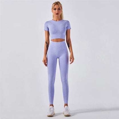 Quick-Dry Training Set — Women'S Tee + High-Waist Capri · REF BP-CMP-002