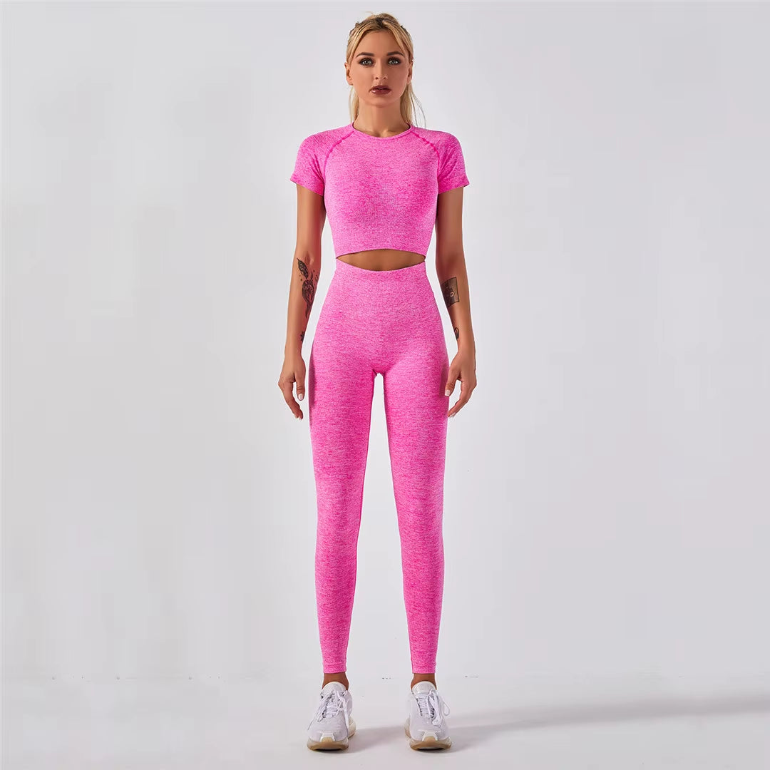 Quick-Dry Training Set — Women'S Tee + High-Waist Capri · REF BP-CMP-002