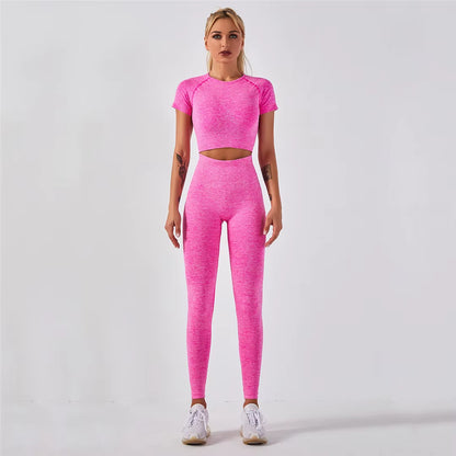 Quick-Dry Training Set — Women'S Tee + High-Waist Capri · REF BP-CMP-002