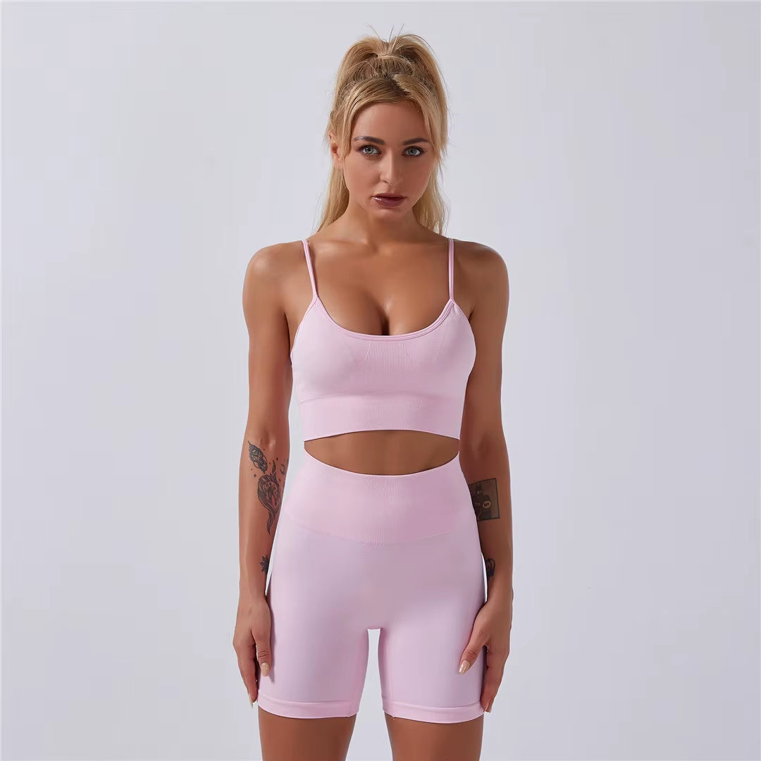 Quick-Dry Training Set — Women'S Tee + High-Waist Capri · REF BP-CMP-002